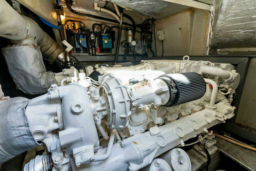 2001 Sunseeker Predator