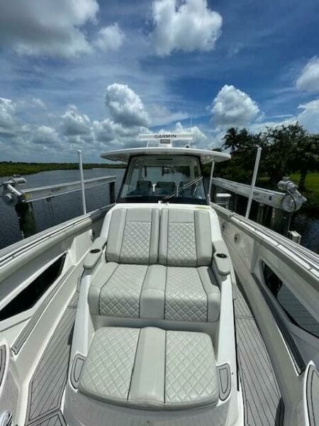 2023 Pursuit 378 Sport