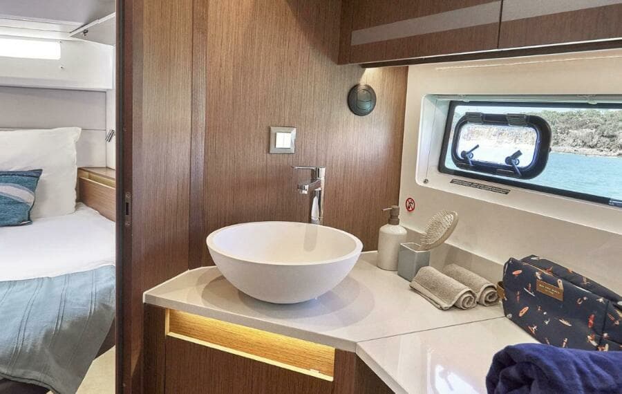 2026 Beneteau Antares 12