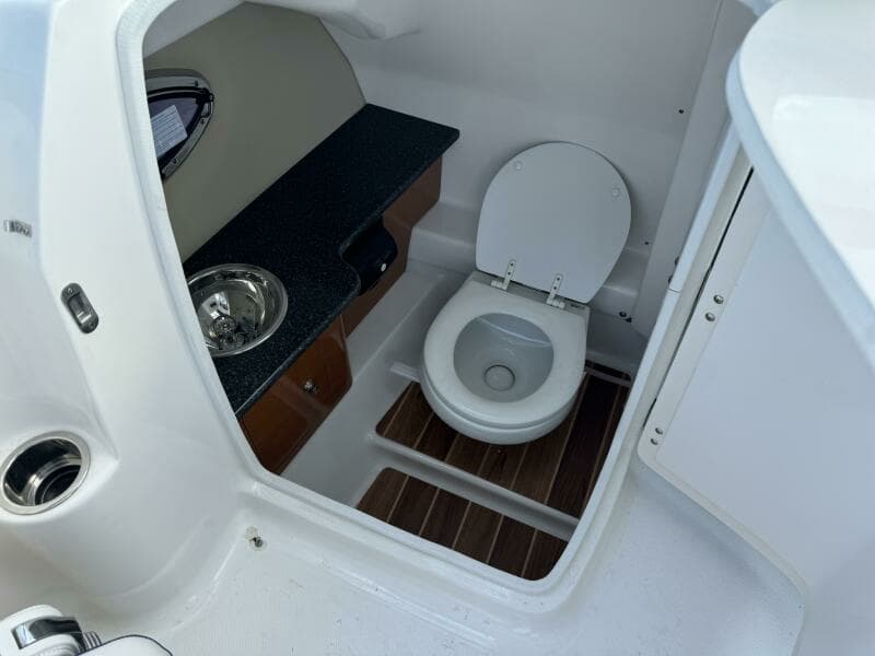 2012 Chaparral 264 Sunesta