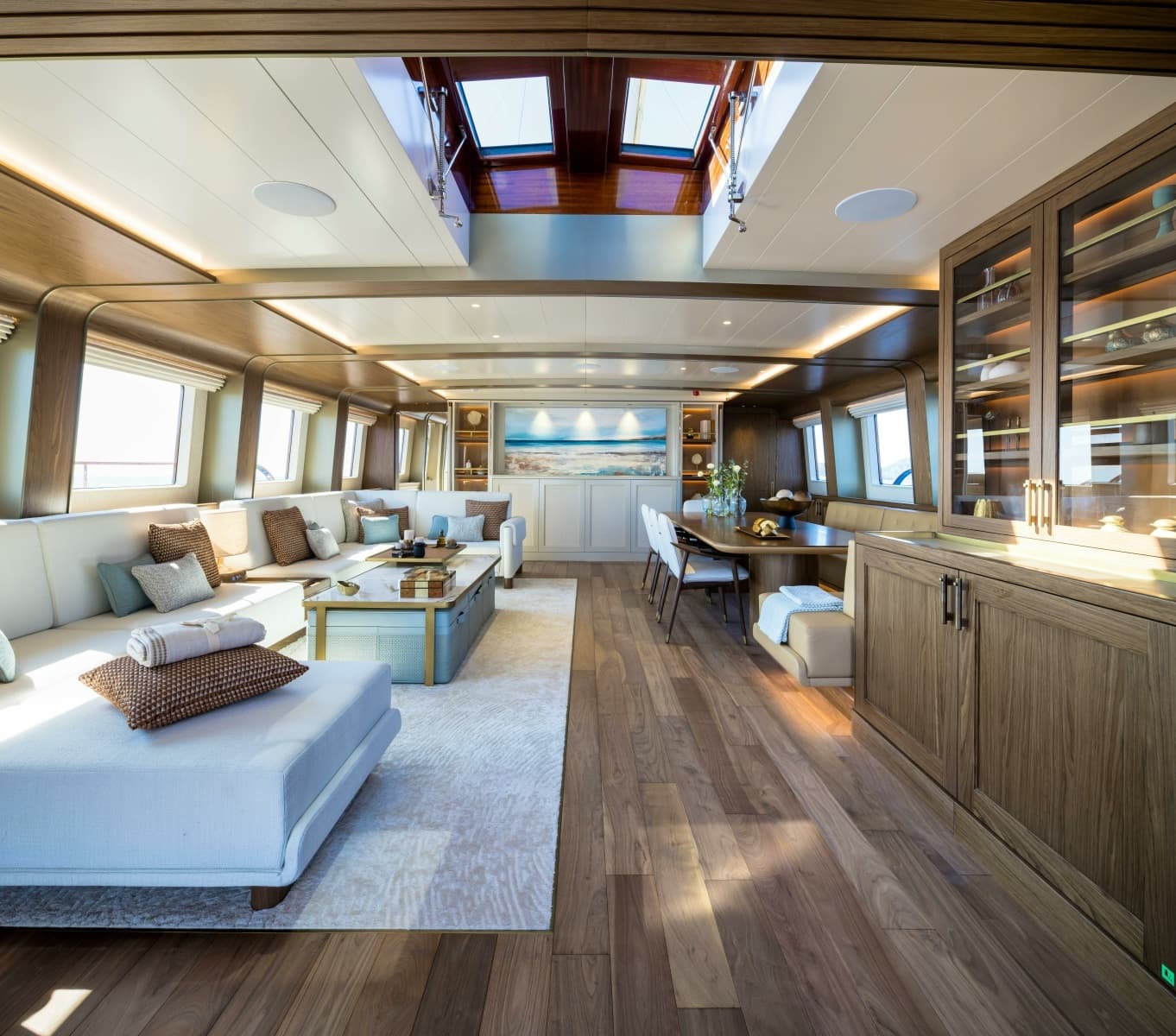 2026 Ares Yachts 