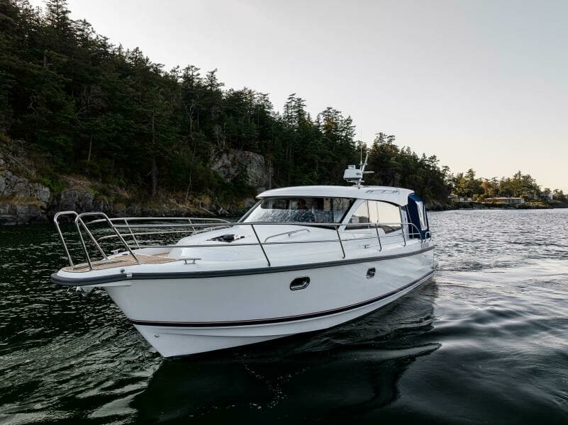 2020 Nimbus 365 Coupe