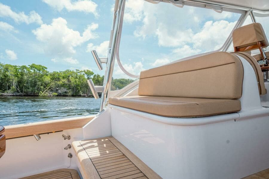 2012 Winter Custom Yachts 38 Express