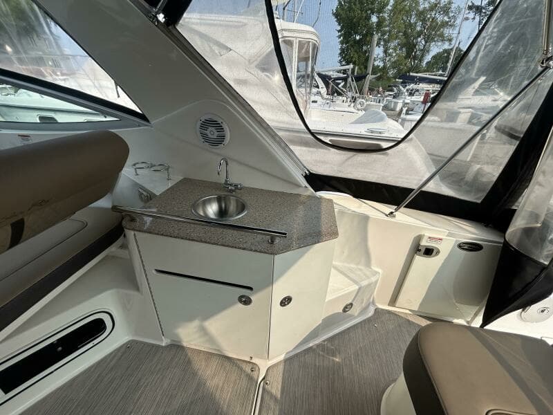 2016 Sea Ray 310 Sundancer