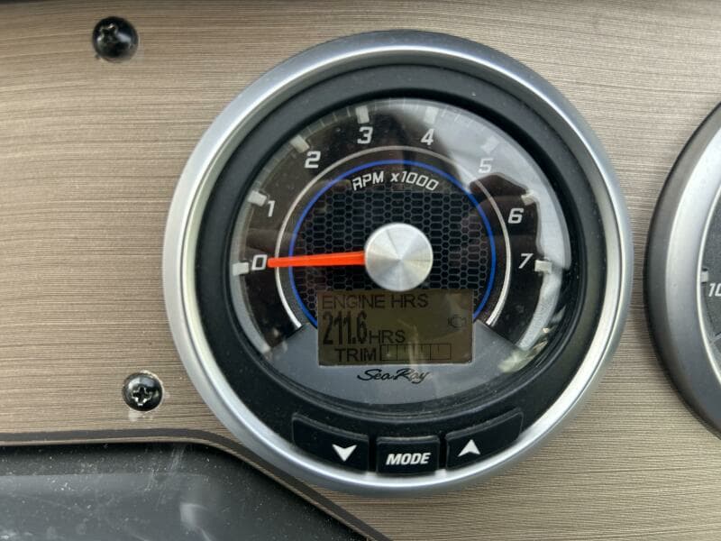 2016 Sea Ray 310 Sundancer