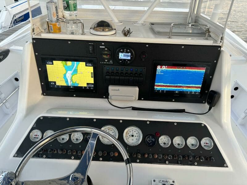 2000 Strike Center Console