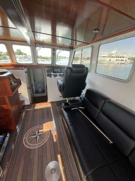 Wheelhouse Looking Fwd