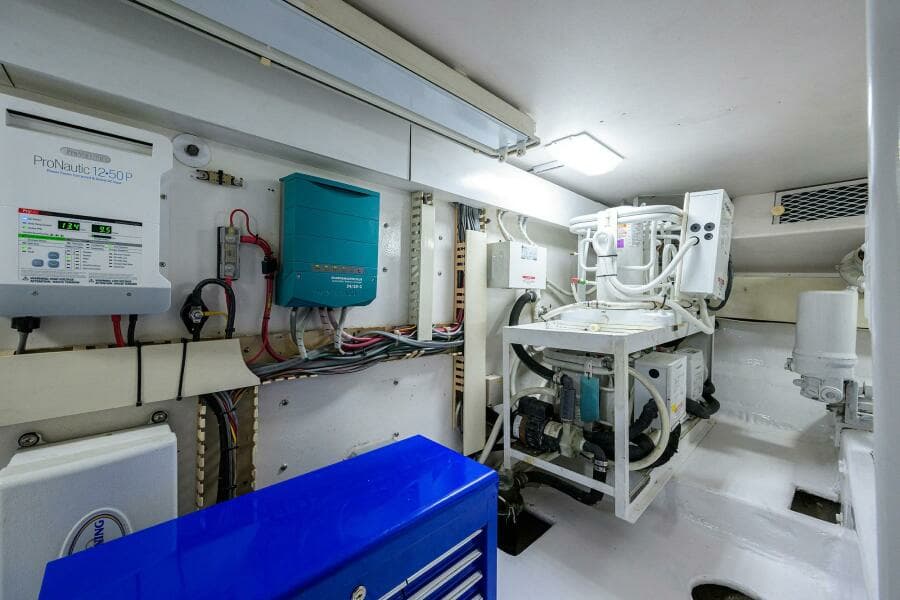 2000 Viking 50 Convertible