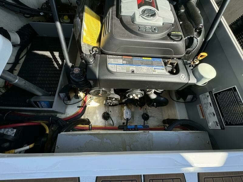 2017 Monterey 278 SS