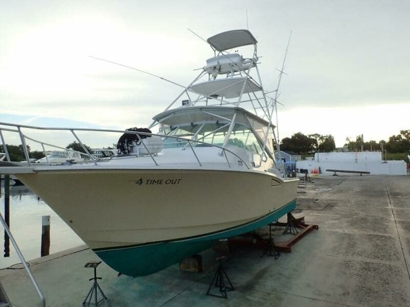 2000 Cabo 35 Express