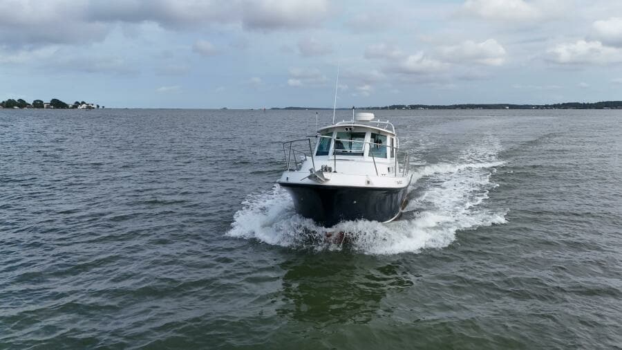 1998 Albin 28 TE Pilothouse