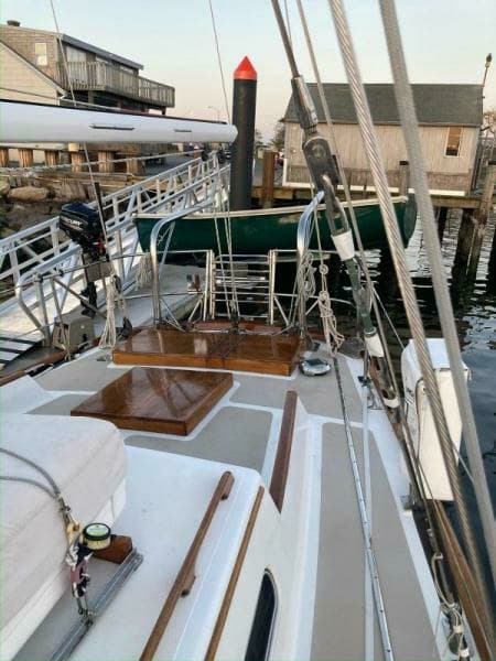 1982 Hinckley Sou'wester 59