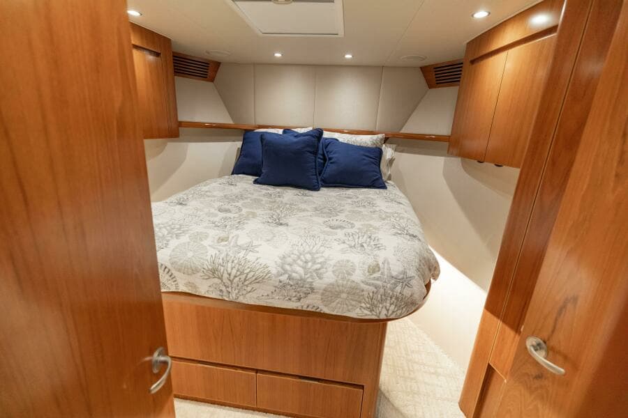 2015 Viking 70 Convertible  VIP Stateroom 4