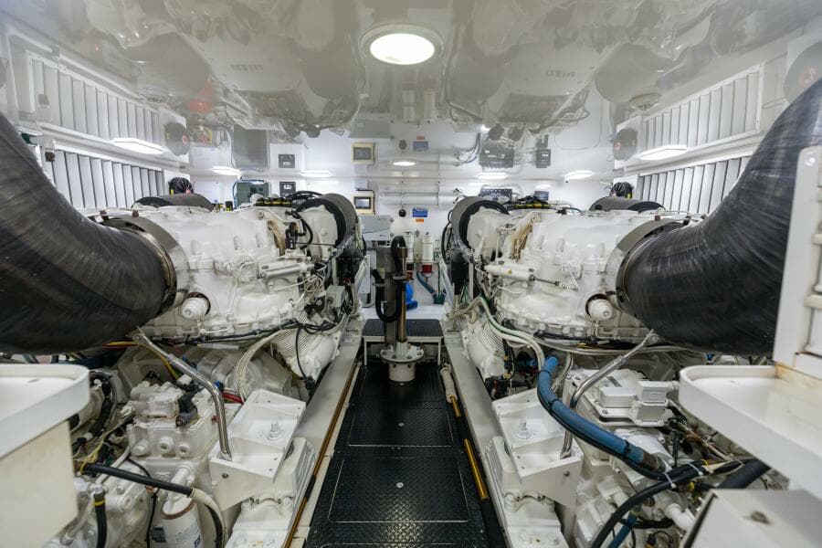 2015 Viking 70 Convertible  Engine Room 3