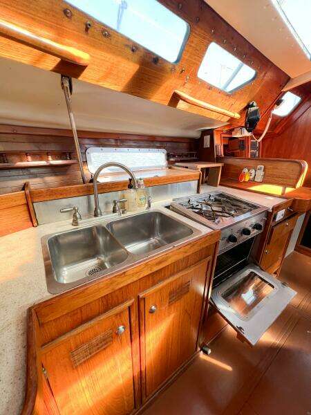 1989 Jeanneau Voyage 11.2