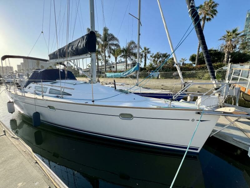 2005 Jeanneau Sun Odyssey 35