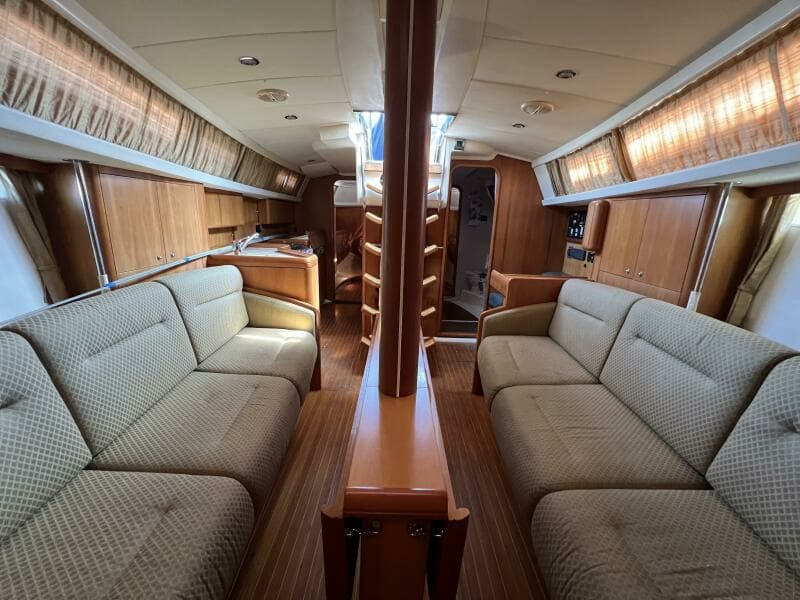 2002 Moody 38-2 Sloop