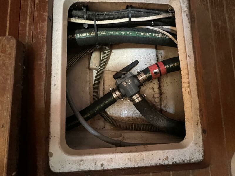 2002 Moody 38-2 Sloop