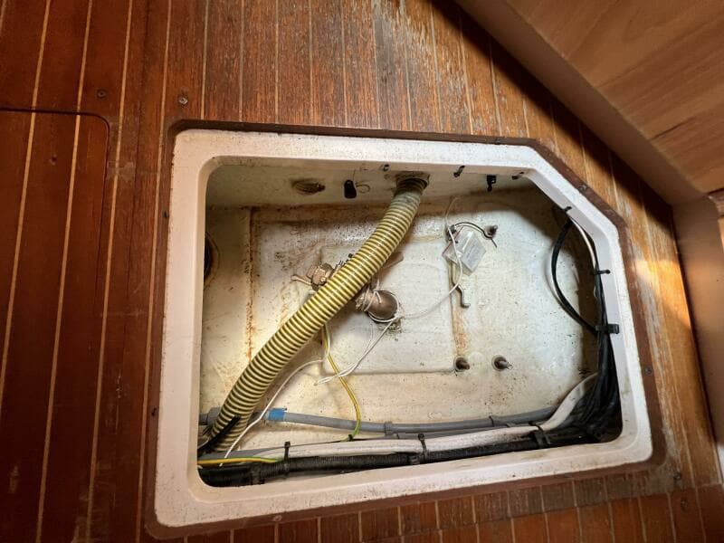 2002 Moody 38-2 Sloop