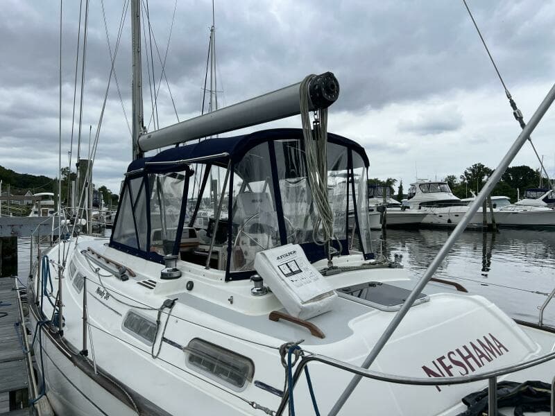 2002 Moody 38-2 Sloop