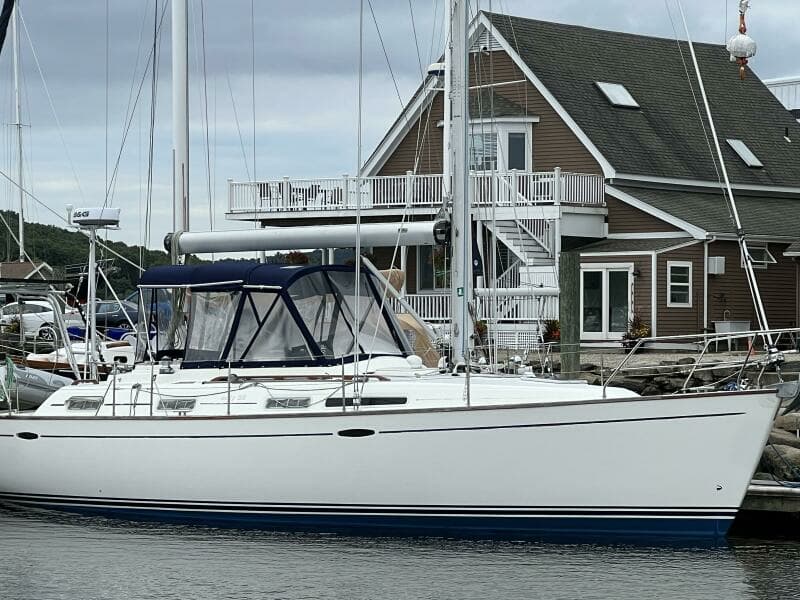 2002 Moody 38-2 Sloop