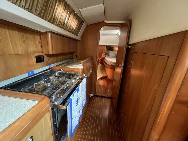 2002 Moody 38-2 Sloop