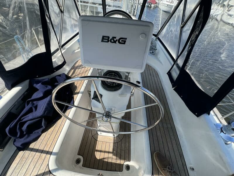 2002 Moody 38-2 Sloop