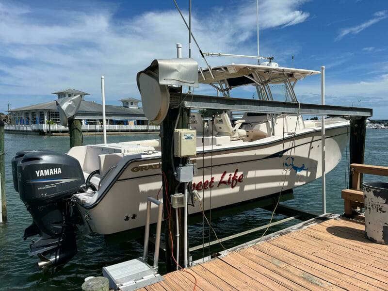 2007 Grady-White 306 Bimini