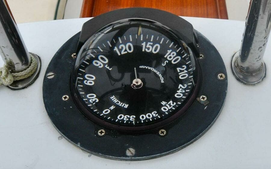 J/42 - Canty - Cockpit - Ships Compass