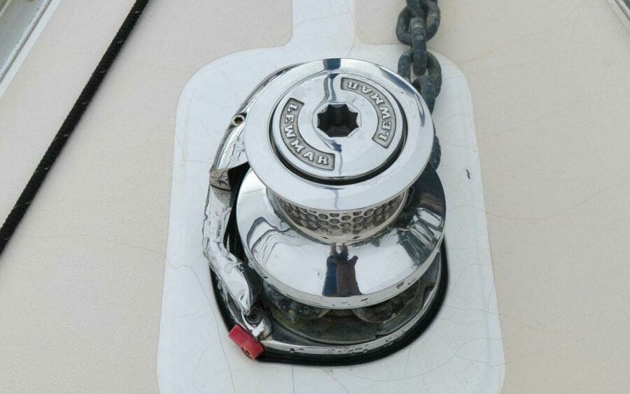 J/42 - Canty - Foredeck - Windlass