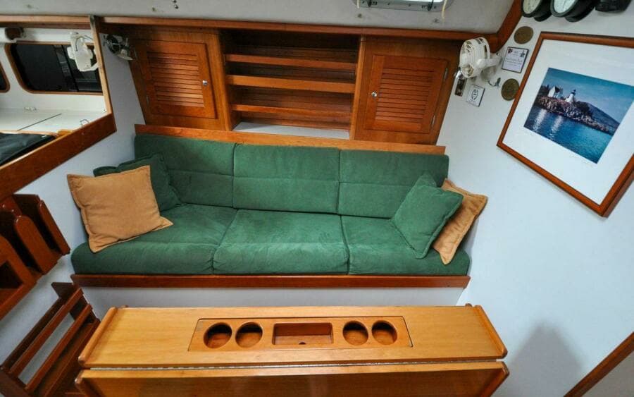 J/42 - Canty - Salon