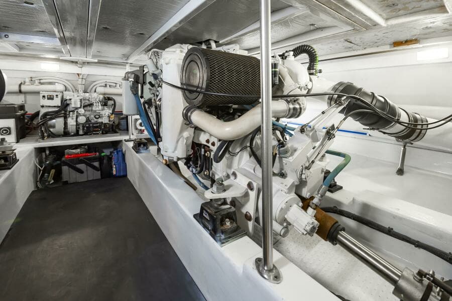 1994 Custom Carolina 43 Blackwell Convertible