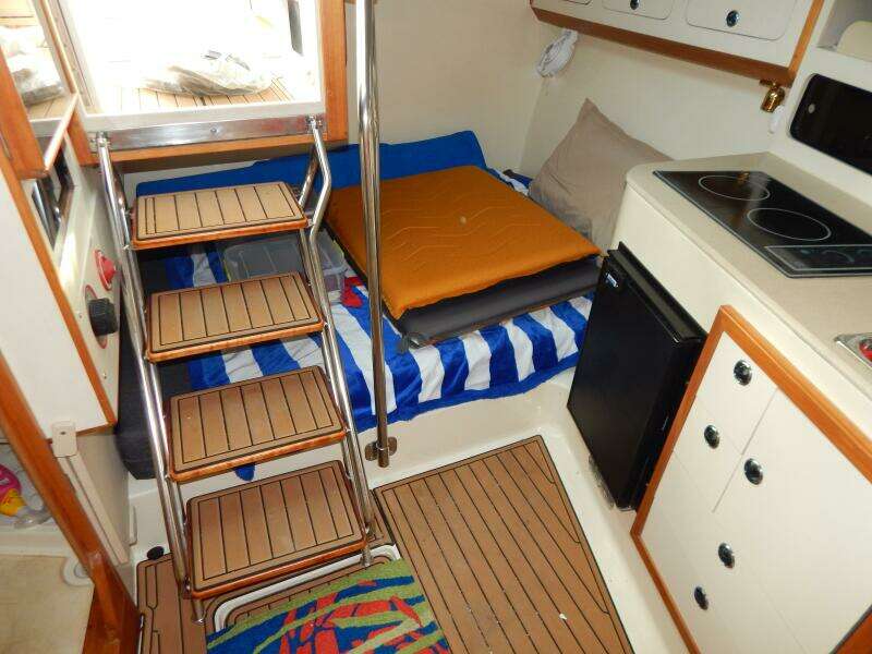 1999 Albin 31 Tournament Express