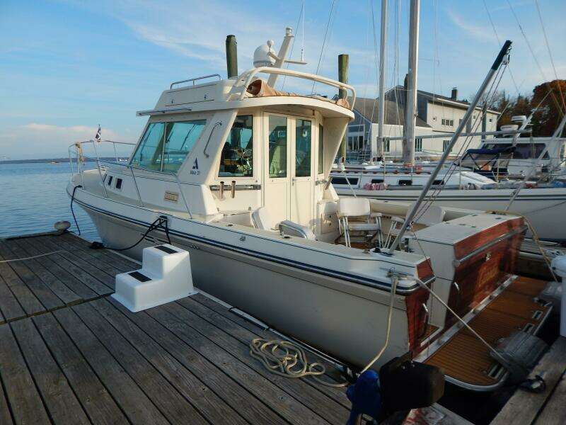 1999 Albin 31 Tournament Express