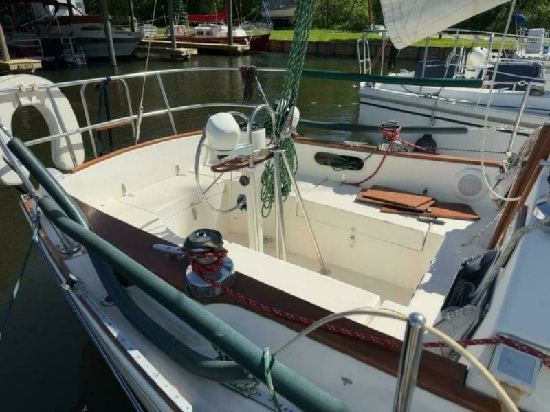 1979 Sabre 28