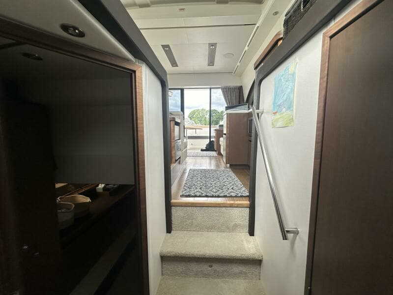 2018 Sea Ray Sundancer 400