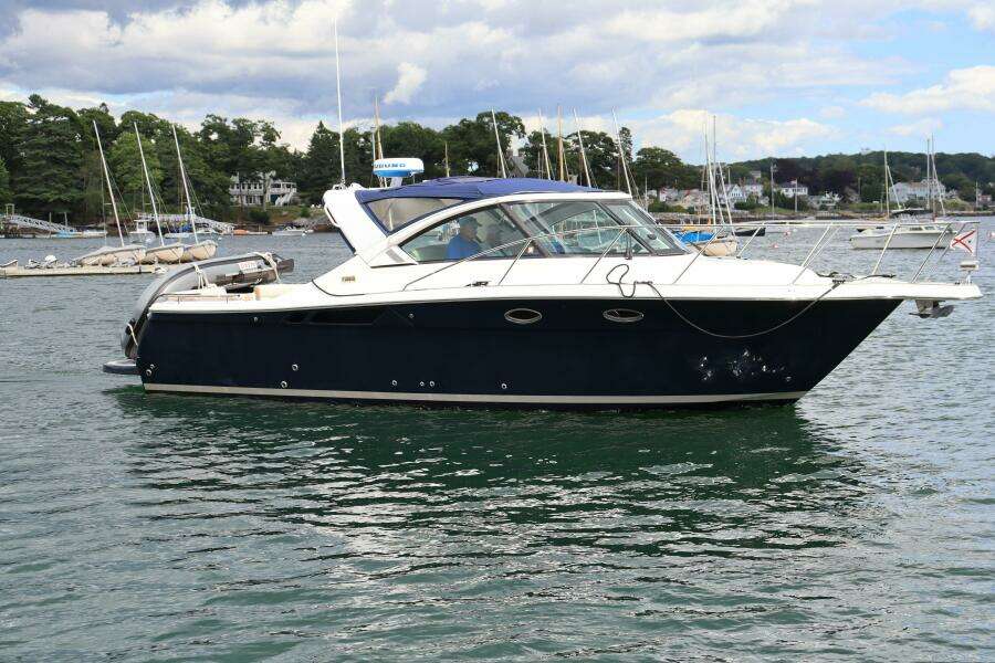 2012 Tiara Yachts 3100 Coronet