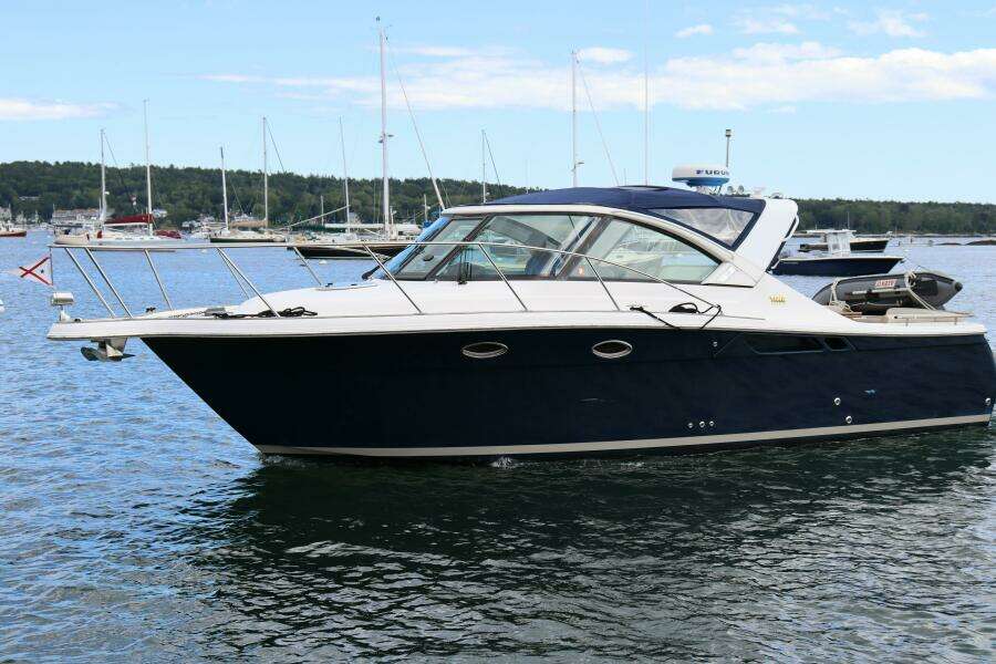 2012 Tiara Yachts 3100 Coronet