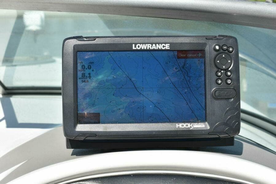 2005 Crownline 275 CCR