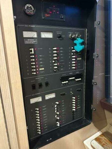 1996 Tiara Yachts 43 Open