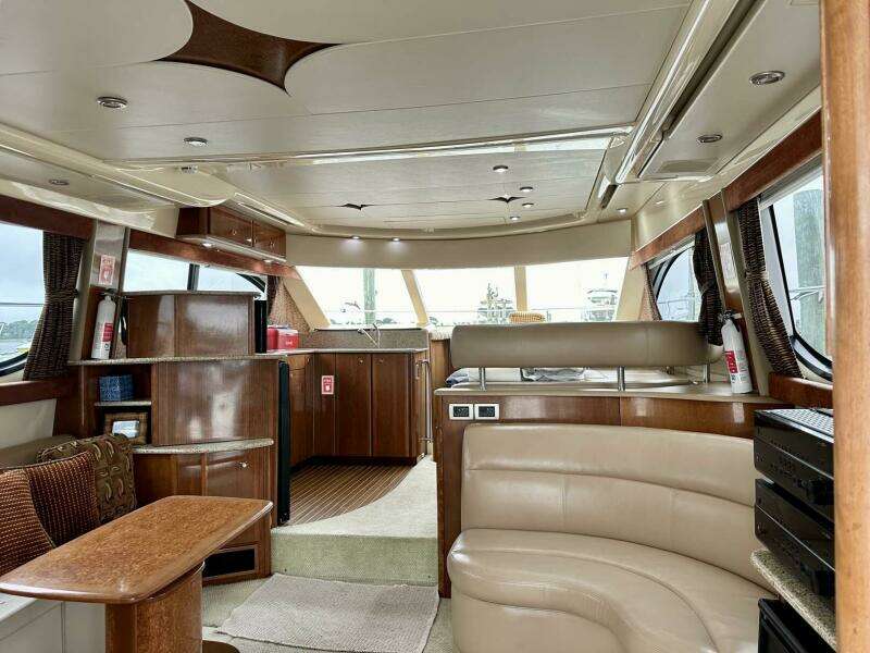 2007 Meridian 411 Sedan