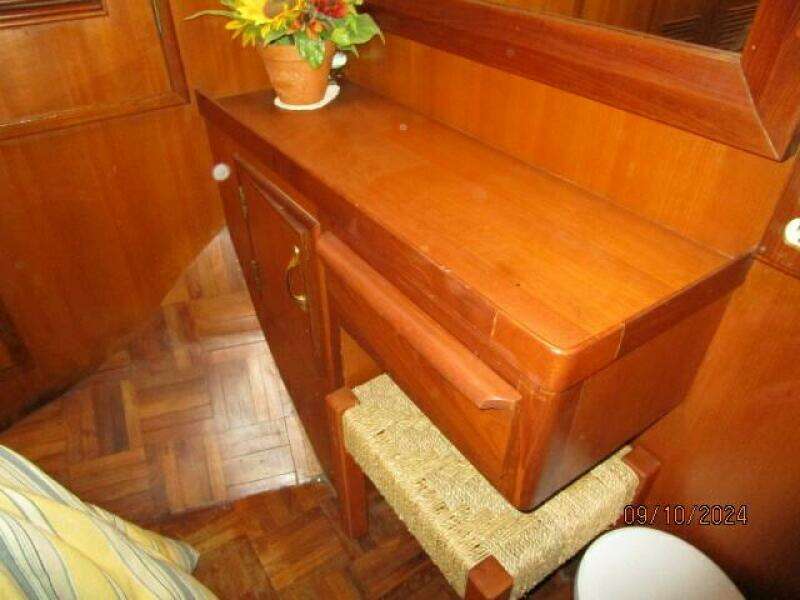 49' DeFever master stateroom desk-vanity