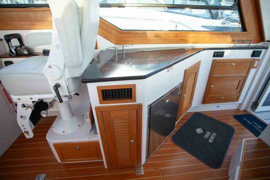 2024 True North Outboard Express