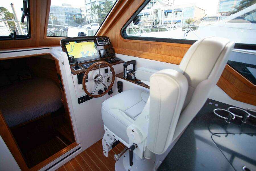 2024 True North Outboard Express