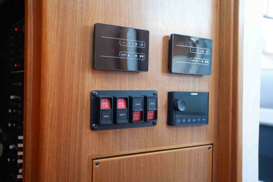 2024 True North Outboard Express