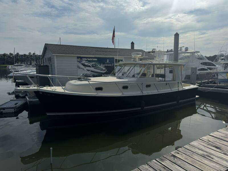 2008 Mainship 34 Pilot Hardtop