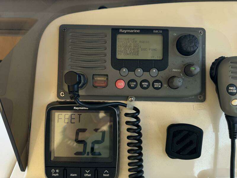 2008 Mainship 34 Pilot Hardtop