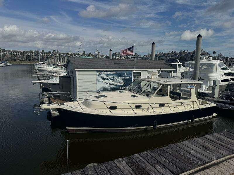 2008 Mainship 34 Pilot Hardtop