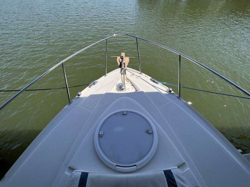 13 Bow Opening Hatch