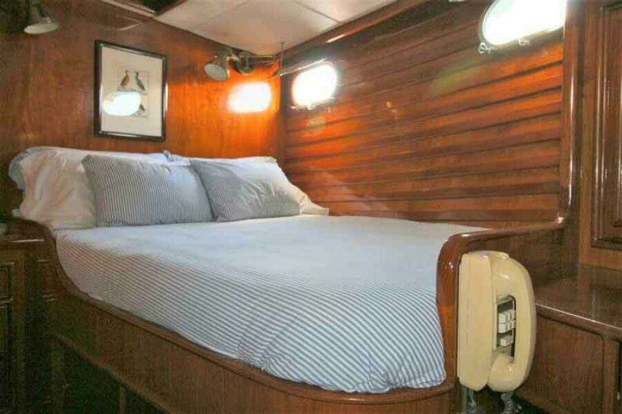 1988 Cooper Pilothouse 60